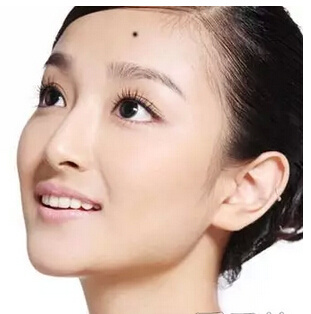 女人眉毛附近有痣代表什么 女人眉毛附近有痣代表什么