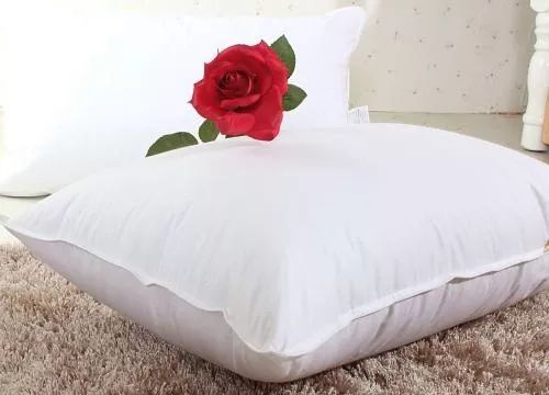 改善卧室风水 床头可以放这些