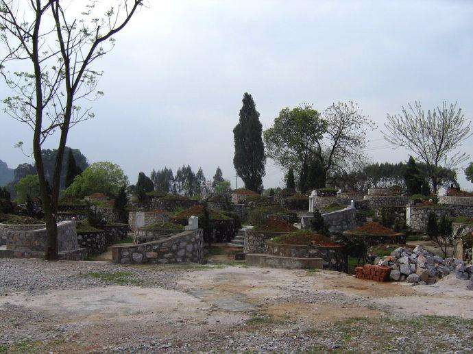 风水大师谈清明节修坟立碑注意事项 风水大师谈清明节修坟立碑注意事项