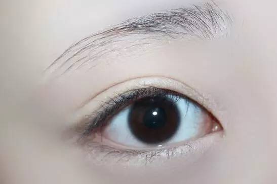 命硬之人长什么样? 命硬之人长什么样?