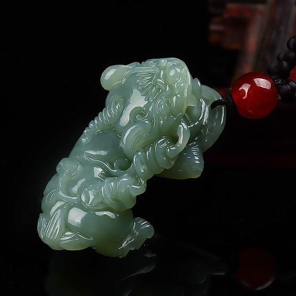 天津风水大师秦阳明讲貔貅怎么佩戴?佩戴貔貅的讲究和忌讳