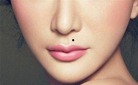 女人人中长痣,有哪些特别寓意?