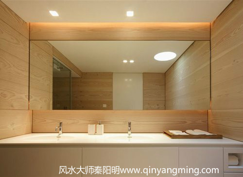 卫生间镜子风水讲究