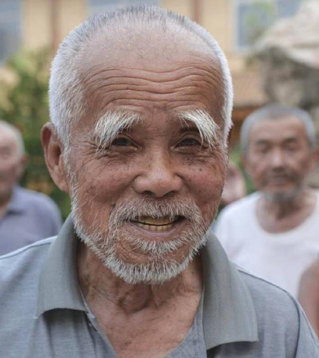 长寿的人都长什么样