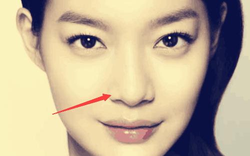 北京看相:面相分析容易收获真爱的女性面部特征